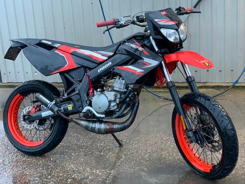GEVRAAGD: project Derbi senda / drd /pro / xtreme / aprillia, Fietsen en Brommers, Brommers | Crossbrommers, Ophalen of Verzenden
