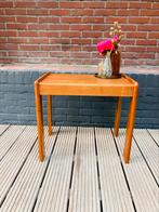 Mooie vintage bijzettafel / Scandinavisch, Vintage, 55 tot 75 cm, Zo goed als nieuw, Rechthoekig