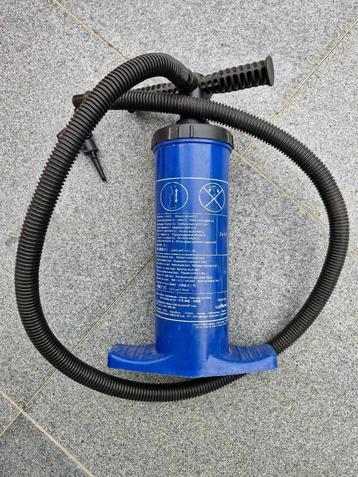 pomp voor boot of luchtmatras, Caravans en Kamperen, Luchtpompen, Ophalen of Verzenden, Gebruikt, Handmatig