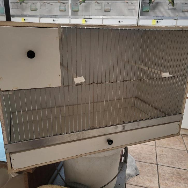 Cages d'élevage en plastique avec bloc coulissant, Animaux & Accessoires, Oiseaux | Cages & Volières, Synthétique, Enlèvement