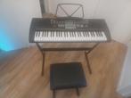keyboard piano met zitje, Muziek en Instrumenten, Keyboards, Ophalen, Zo goed als nieuw, 61 toetsen, Overige merken