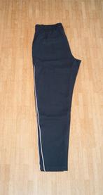 broek met witte bies - 176 / S, Kinderen en Baby's, Kinderkleding | Maat 176, Ophalen of Verzenden, Zo goed als nieuw, Meisje