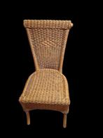 2 Rotan / rieten stoelen, Huis en Inrichting, Ophalen