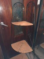 Plank en/of plantenhouder, hoek van 3 niveaus, rotan en ijze, Huis en Inrichting, Woonaccessoires | Etagères, Ophalen of Verzenden