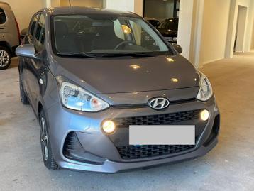 Hyundai i10  automatique ***46.000km ***, Autos, Argent ou Gris, Achat, Euro 6, Entreprise