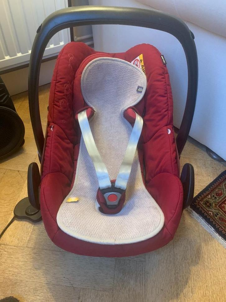 Maxi-Cosi Pebble babyzitje met IsoFix, Kinderen en Baby's, Autostoeltjes, Gebruikt, Maxi-Cosi, 0 t/m 13 kg, Isofix, Ophalen