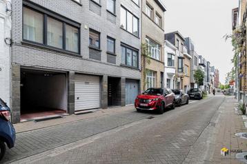 Garage te koop in Berchem disponible aux enchères