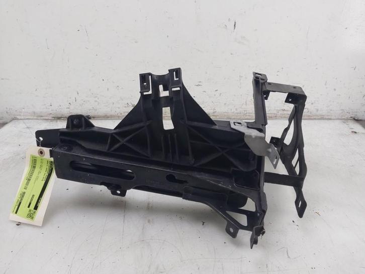 KOPLAMP HOUDER RECHTS BMW 5 serie (F10) (|51647200794|), Auto-onderdelen, Verlichting, BMW, Gebruikt