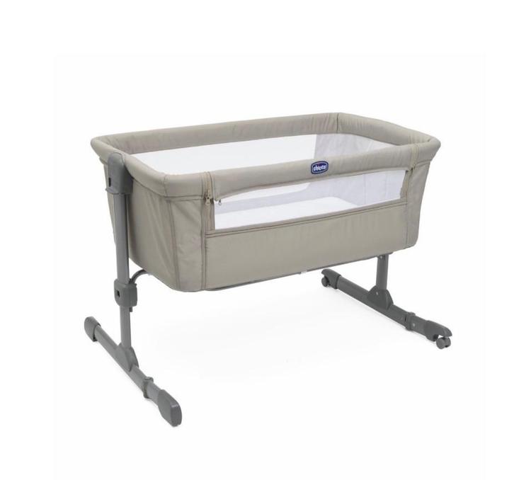 Chicco next2me essential co sleeper, Kinderen en Baby's, Babywiegjes en Ledikanten, Zo goed als nieuw, Ledikant, Ophalen of Verzenden