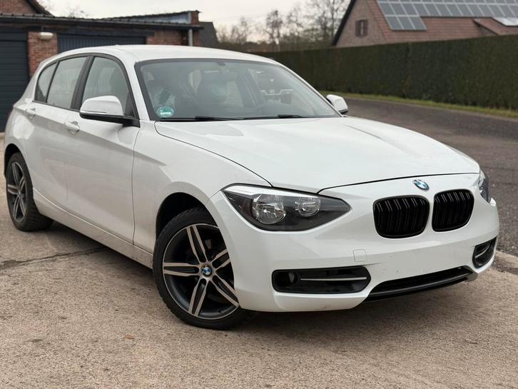 BMW 1 SERIE ✅116iA AUTOMAAT CARPLAY GARANTIE SPORTLINE 2015, Auto's, BMW, Bedrijf, Te koop, 1 Reeks, ABS, Airbags, Airconditioning