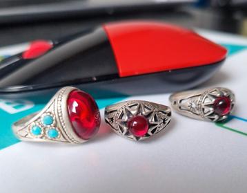 3 Rode vrouwelijke ringen zilver uit Iran 