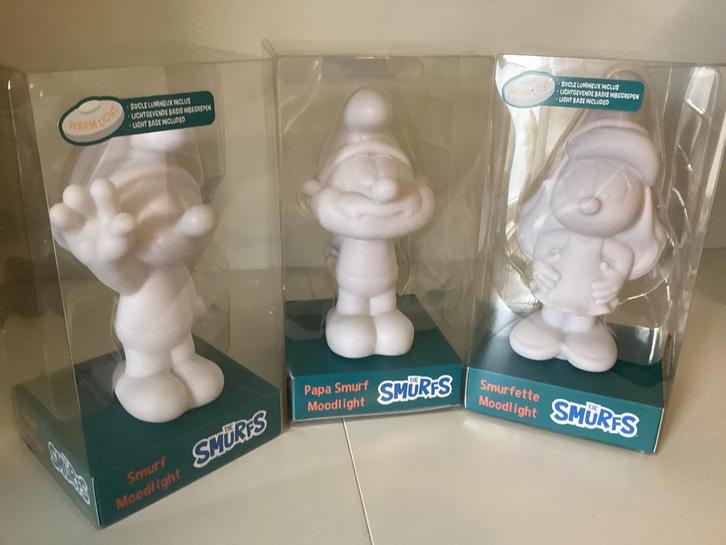 Peyo schtroumpfs Lampe veilleuse des schtroumpfs 20 cm, Verzamelen, Stripfiguren, Zo goed als nieuw, Smurfen, Ophalen