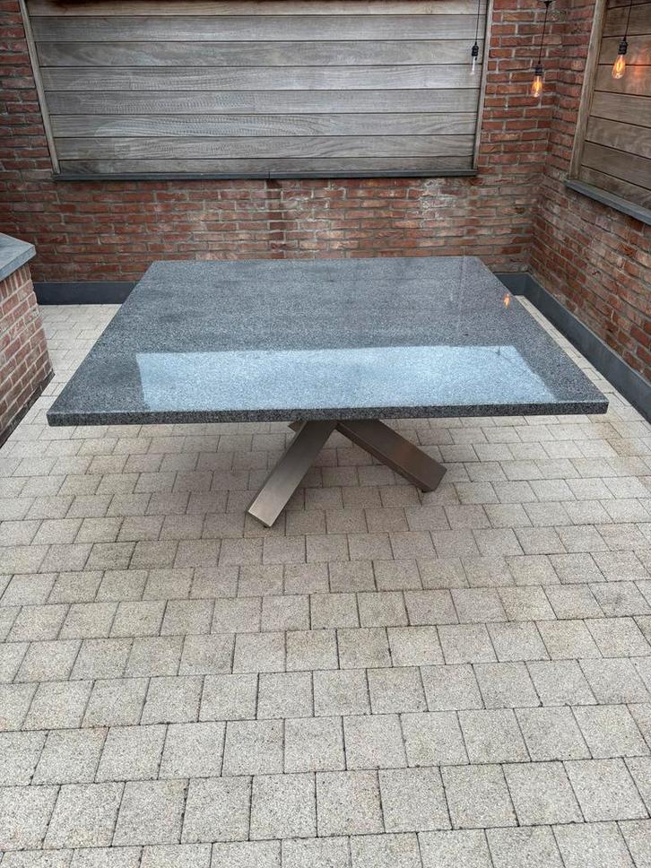 Granieten tuintafel, Jardin & Terrasse, Tables de jardin, Utilisé, Carré, Enlèvement