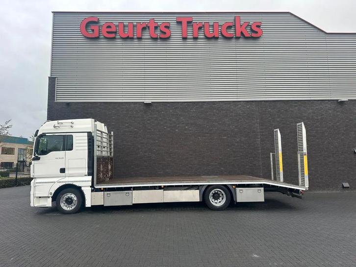 MAN TGX 4X2 LL-U OPRIJWAGEN / MACHINE TRANSPORTER / PLATEAU, Auto's, Vrachtwagens, Airconditioning, Boordcomputer, Centrale vergrendeling