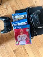 PlayStation 4 – 1 To + 2 manettes + 3 jeux, Gebruikt, Ophalen of Verzenden, 1 TB, Met games