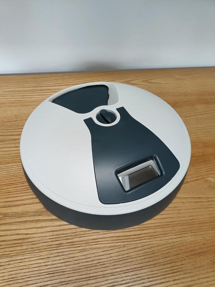 Trixie tx6 automatische voederbak kat of hond, Dieren en Toebehoren, Kattenvoerbakken en Drinkbakken, Zo goed als nieuw, Ophalen