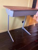 Bureau, Ophalen, Zo goed als nieuw, Bureau