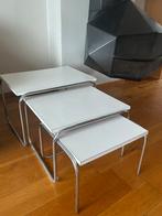 Set van 3 witte nesttafels – retro design, Ophalen, Zo goed als nieuw, Rechthoekig