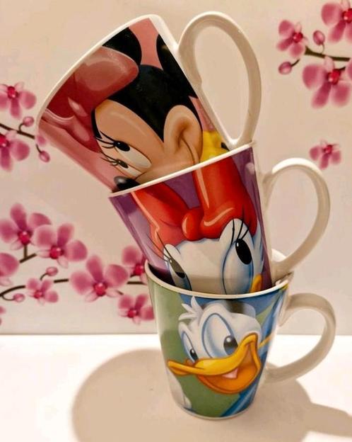 💚 Tasses Disney, Maison & Meubles, Cuisine | Vaisselle, Comme neuf, Tasse(s) et/ou soucoupe(s), Autres styles, Porcelaine, Enlèvement ou Envoi