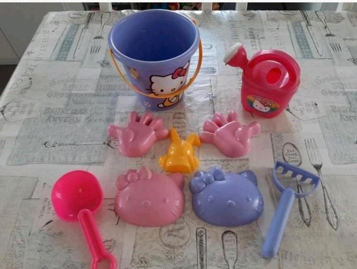 Strandspeelgoed  / in de zandbak : hello kitty, Kinderen en Baby's, Speelgoed | Buiten | Zandbakken, Zo goed als nieuw, Ophalen of Verzenden