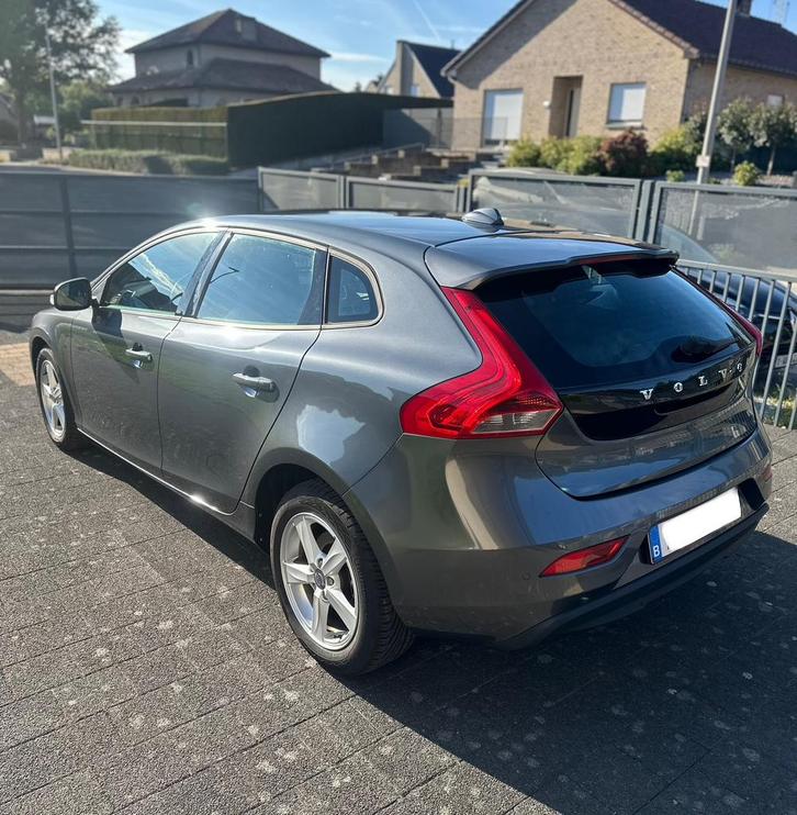 Volvo V40 - 2013 - Gekeurd, Auto's, Volvo, Particulier, V40, Achteruitrijcamera, Airconditioning, Centrale vergrendeling, Elektrische ramen