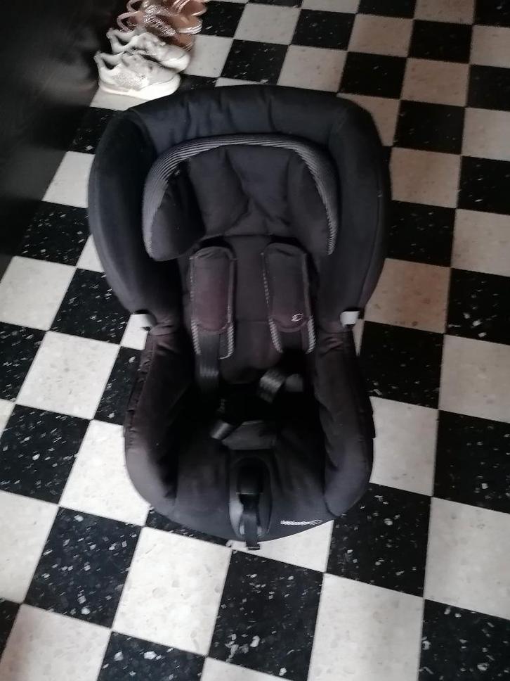 Autostoel Bébeconfort als nieuw, Kinderen en Baby's, Overige Kinderen en Baby's, Zo goed als nieuw, Ophalen