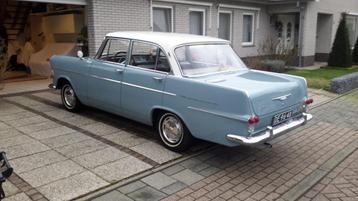Oldtimer auto, Auto's, Automaat, Stof, Blauw, Opel