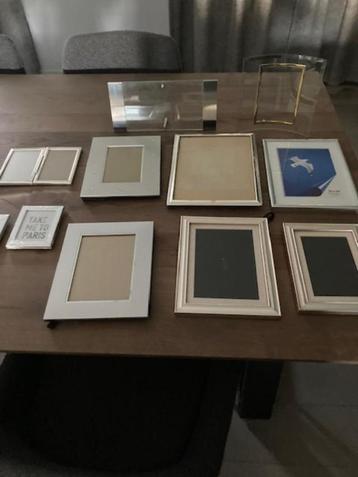 Doos met 9 fotokaders enkele op foto de 9 st voor 5 euro   beschikbaar voor biedingen