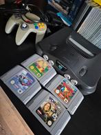 Nintendo 64 + 4 jeux, Games en Spelcomputers, Spelcomputers | Nintendo 64, Ophalen of Verzenden, Gebruikt