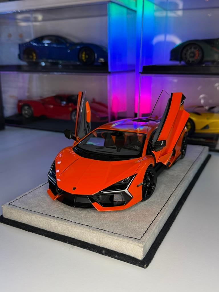 Lamborghini Revuelto LCD 1/18 nieuw, Hobby en Vrije tijd, Modelauto's | 1:18, Zo goed als nieuw, Auto, Autoart, Ophalen of Verzenden