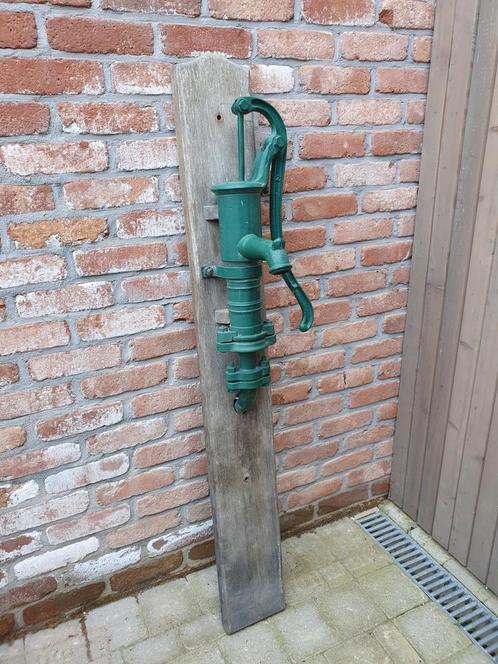 Regenwaterpomp, opnieuw geverfd in een mooie groene kleur, Tuin en Terras, Waterpompen, Zo goed als nieuw, Ophalen