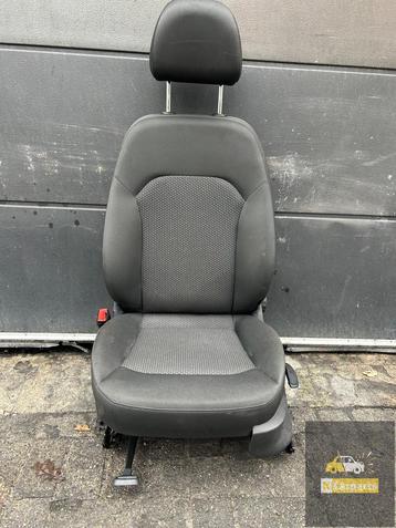 Audi A1 8X 2010-2018 Links voor origineel beschikbaar voor biedingen