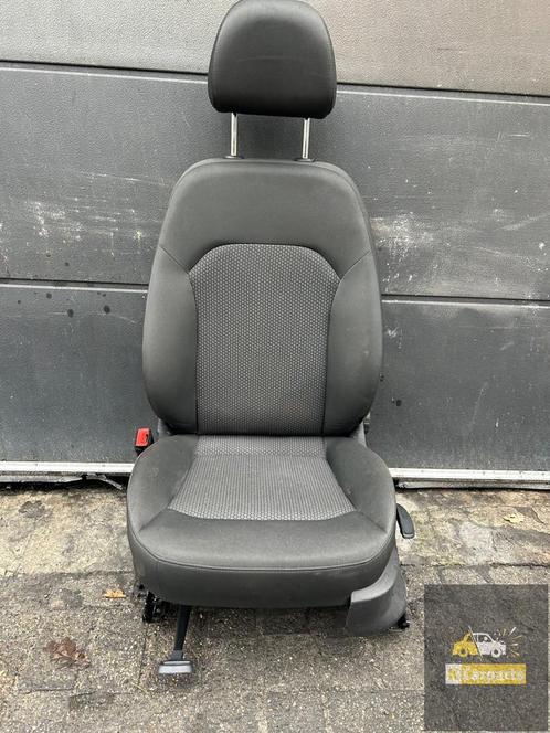 Audi A1 8X 2010-2018 Links voor origineel, Auto-onderdelen, Interieur en Bekleding, Audi, Gebruikt
