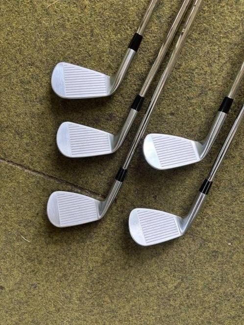 Titleist T100 Iron Set 6-9 Pw, Sport en Fitness, Golf, Zo goed als nieuw, Set, Overige merken, Ophalen of Verzenden