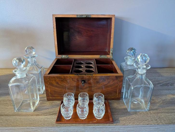 Cave à liqueur ancienne Napoléon III - Anglaise bois ancien, Antiek en Kunst, Antiek | Glaswerk en Kristal, Ophalen