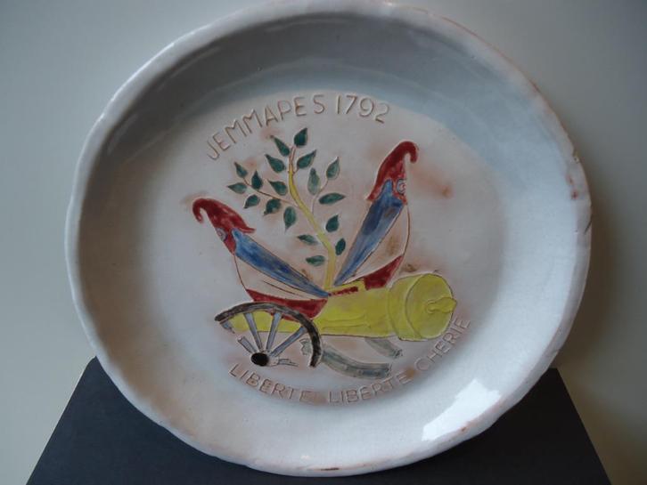 DOUR keramiek Louis Van de Spiegele, 1792 slag van Jemappes, Antiek en Kunst, Antiek | Keramiek en Aardewerk, Ophalen of Verzenden