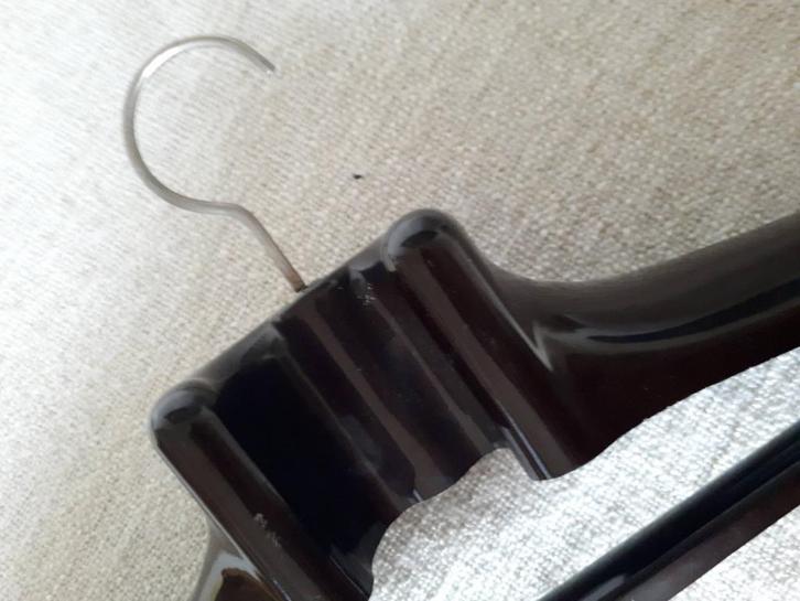 Vintage bakeliet kleerhangers (PORTABI, Vynckier Gent), Antiek en Kunst, Curiosa en Brocante, Ophalen