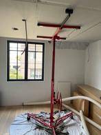 Gyproc Lift te huur, Ophalen, Zo goed als nieuw