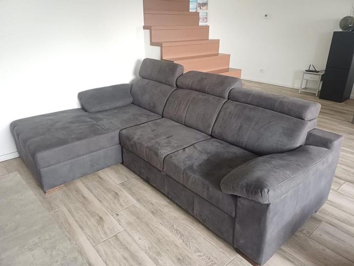 Zeer comfortabele zitbank met uitklapbaarvoetstuk., Huis en Inrichting, Zetels | Complete zithoeken, Zo goed als nieuw, Stof, Ophalen