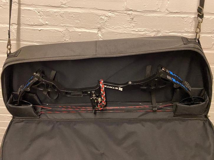 Arc à poulie kinetic static + accessoires, Sports & Fitness, Tir à l'arc, Utilisé, Arc à poulies, Enlèvement