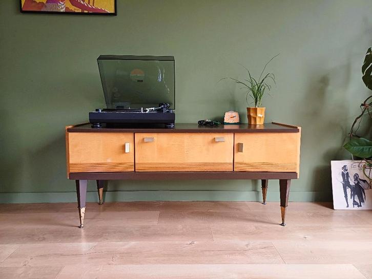 Vintage kast lowboard, dressoir, Huis en Inrichting, Kasten | Dressoirs, Ophalen