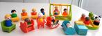 Fisher Price  vintage nurcerie speeltuin 16 popjes school, Kinderen en Baby's, Speelgoed | Fisher-Price, Ophalen of Verzenden