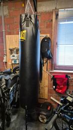 Bokszak met ketting en muurbeugel, Sport en Fitness, Ophalen, Zo goed als nieuw, Bokszak