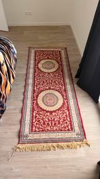 Tapijt 80cm x 200cm, Maison & Meubles, Ameublement | Tapis & Moquettes, Rouge, 200 cm ou plus, Enlèvement, Utilisé