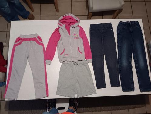 Lot de vêtements pour enfant taille 9 ans, Kinderen en Baby's, Kinderkleding | Maat 134, Gebruikt, Jongen of Meisje, Ophalen of Verzenden