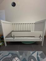 SUNDVIK uitschuifbaar bed + matras + bedbarrière, Kinderen en Baby's, Zo goed als nieuw, Matras