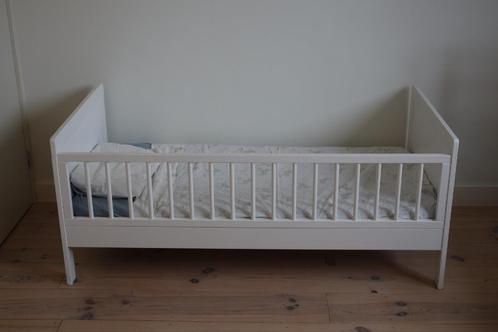 Bed Petit Amelie + extra's, Kinderen en Baby's, Kinderkamer | Bedden, Gebruikt, 140 tot 160 cm, 70 tot 85 cm, Lattenbodem, Matras