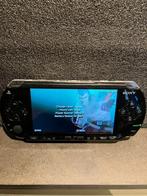 PSP 1004 met nieuwe batterij + 4 games, Games en Spelcomputers, Spelcomputers | Sony PSP, Ophalen of Verzenden, PSP