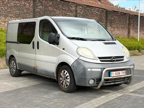 Opel Vivaro 2.5 Diesel Dubbel Cabine Bj 2006, Auto's, Opel, Particulier, Vivaro, Trekhaak, Diesel, Ophalen