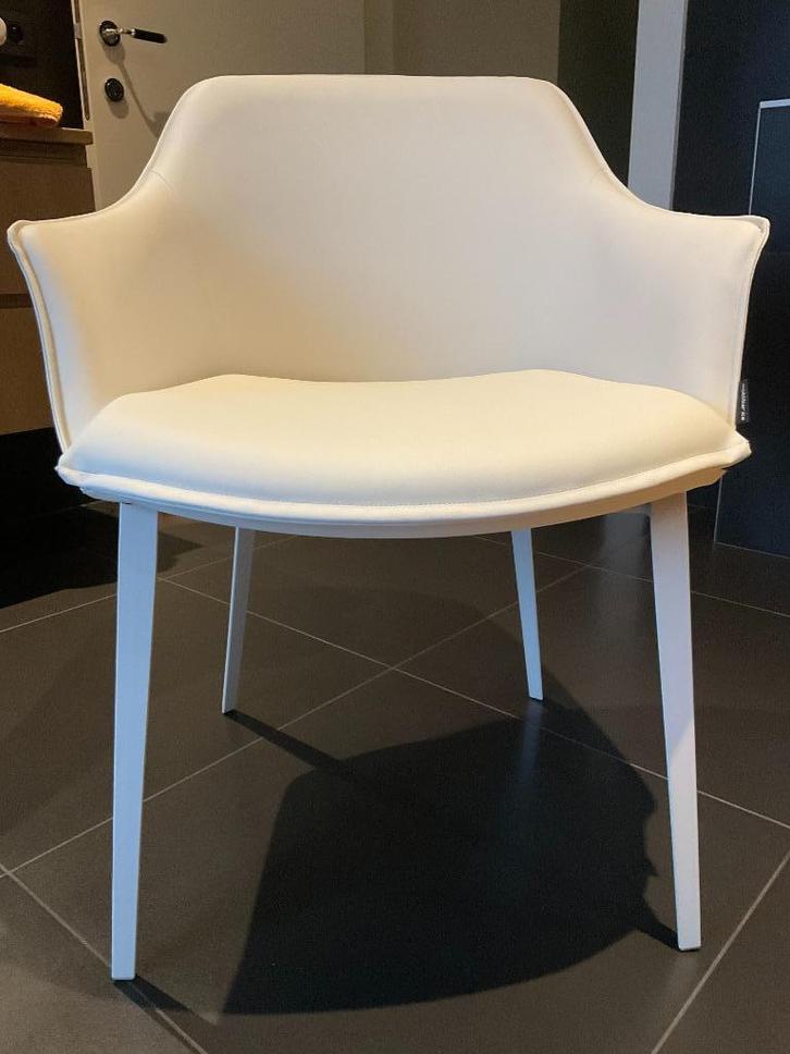 Prachtige nieuwe eetstoelen, Huis en Inrichting, Stoelen, Nieuw, Vijf, Zes of meer stoelen, Metaal, Overige materialen, Wit, Ophalen